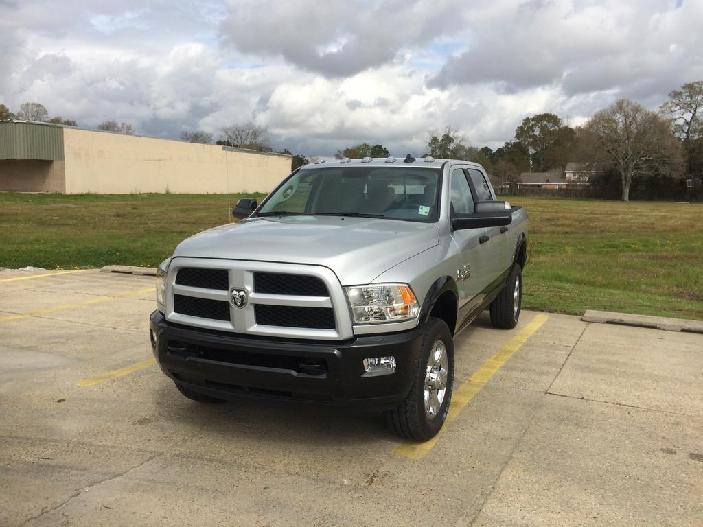 Truck2.jpg