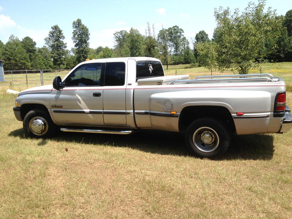 Trucks and Tucker 064.jpg