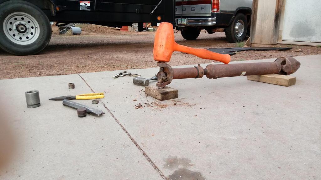 u-joint 3.jpg