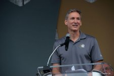 Cummins’ CEO Tom Linebarger.jpg Cummins’ CEO Tom Linebarger.jpg