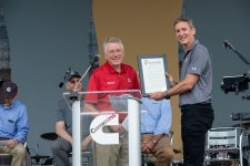 Mayor-and-Cummins-CEO.jpg Mayor-and-Cummins-CEO.jpg