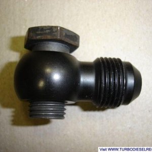 8-AN banjo bolt on return of injection pump