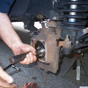 Installing the new axle asssembly