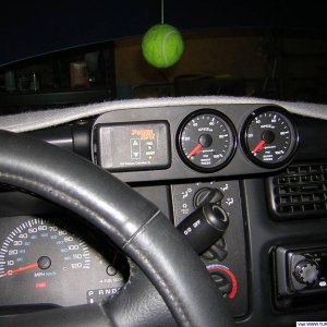 Custom dash pod w/TST R35 provision