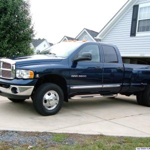 2004.5 Dooley QC.  Patriot Blue  4X4  Laramie