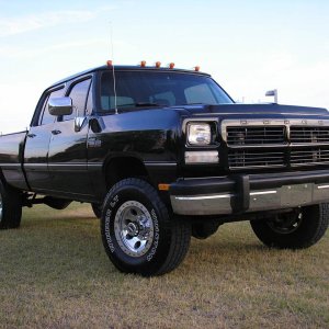 1st Gen Mega-Cab_03