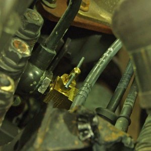 fuel pressure needle valve