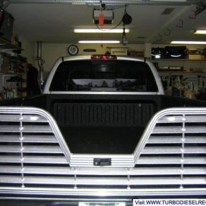 Husky aluminum louvered 5th wheel tailgate