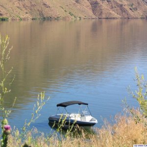 Reinell 190BRXL on Brownlee Reservoir (Hells Canyon)