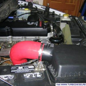 Stock airbox updated to '04.5 with DPP cool red hose
