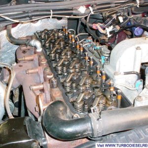 Easier valve cover removal