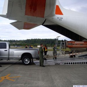 unloading CG 255006 from C130
