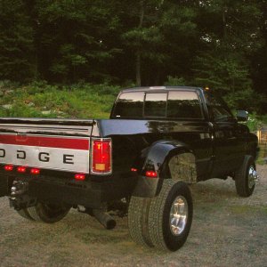 rear view of 97 dually with 92 bed