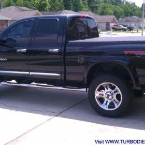 Toyo AT LT305/60R20 on KMC Crank Wheels