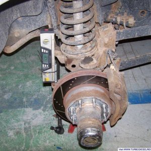 Steering knuckle straight