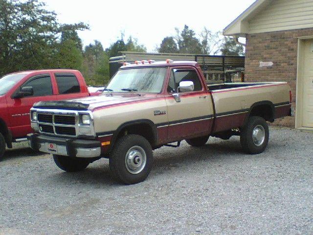 1992 W250 LE 5-spd Colorado Red & Champaigne exterior Spice interior