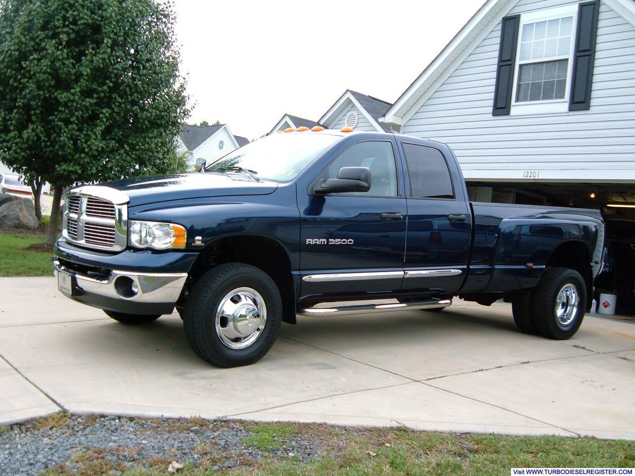 2004.5 Dooley QC.  Patriot Blue  4X4  Laramie