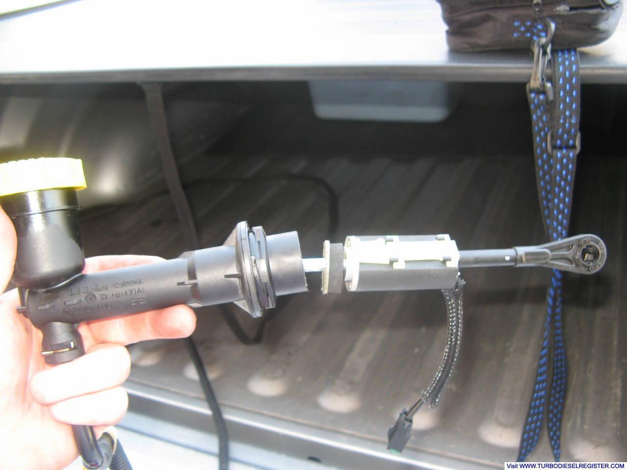 2006 master cylinder assembly