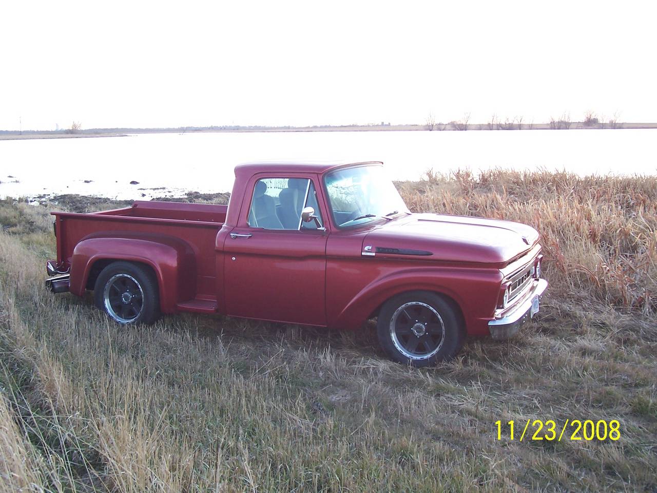 61 Ford F-100