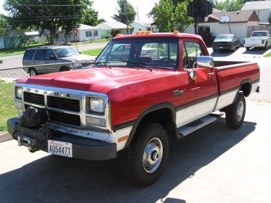 Dana_s_1993_Dodge_W250_030