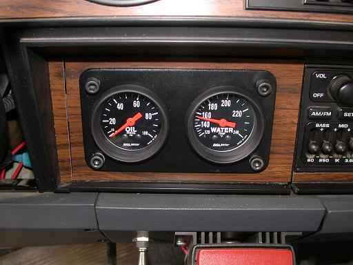 Dual Autometer gauges