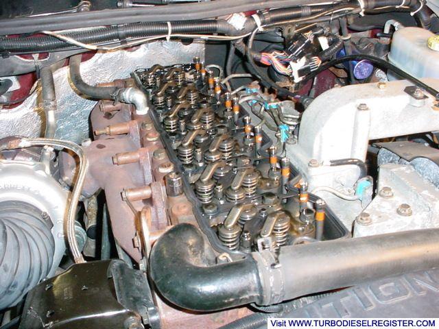 Easier valve cover removal
