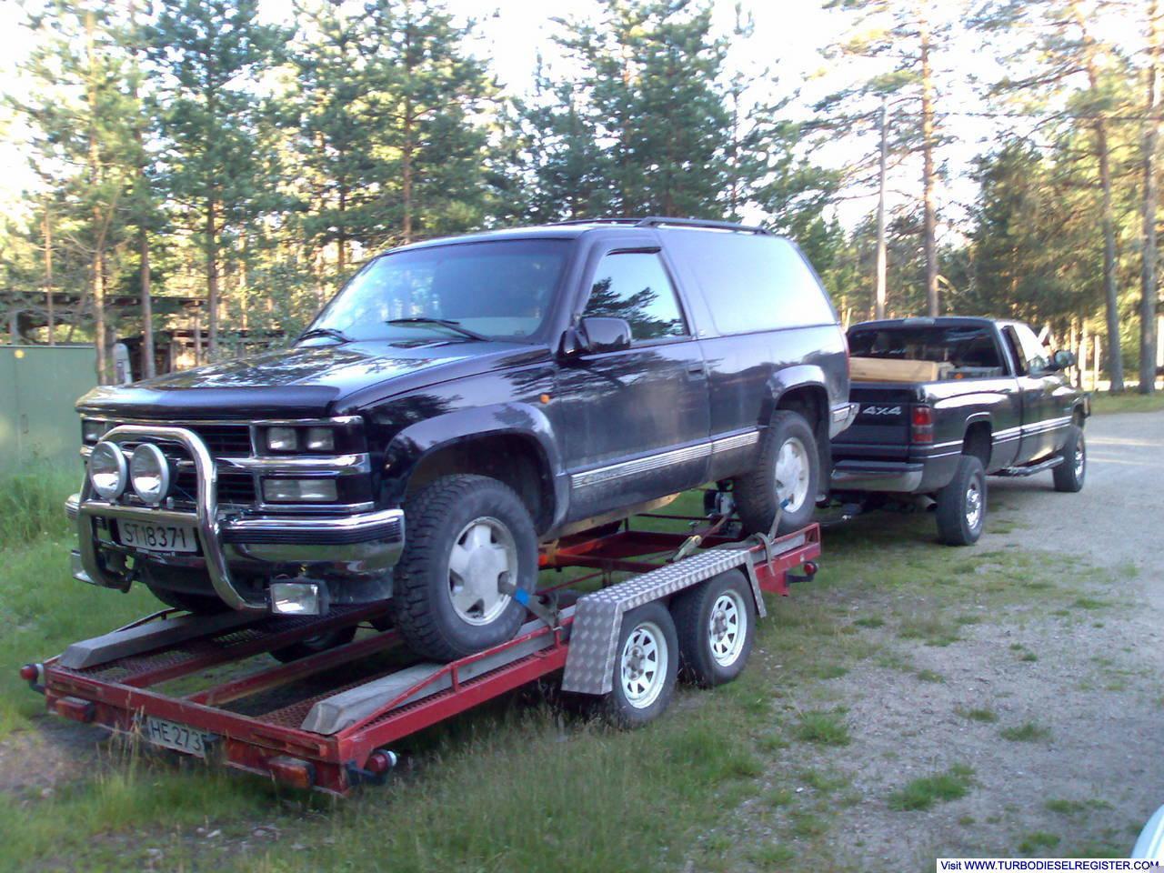 Hauling Chevy's :-)