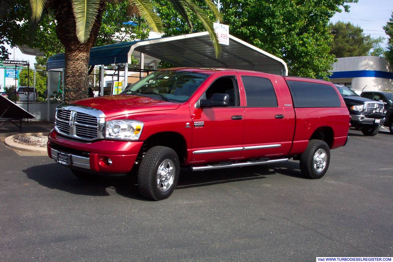 Mega Cab w/leer 100xq