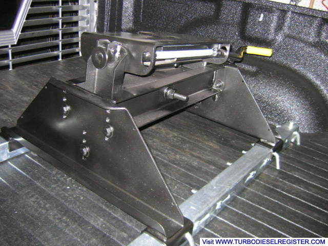 Pullrite 15.5k Super 5th wheel hitch w/Super rail quick release