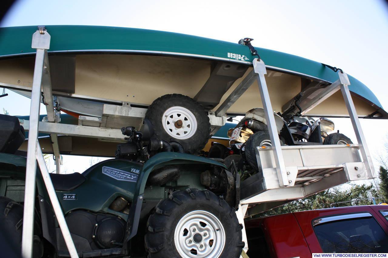 quad trailer hanging
