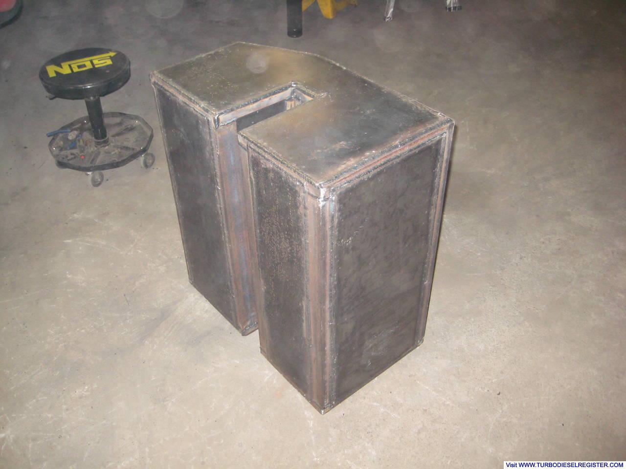 Rear fuel tank