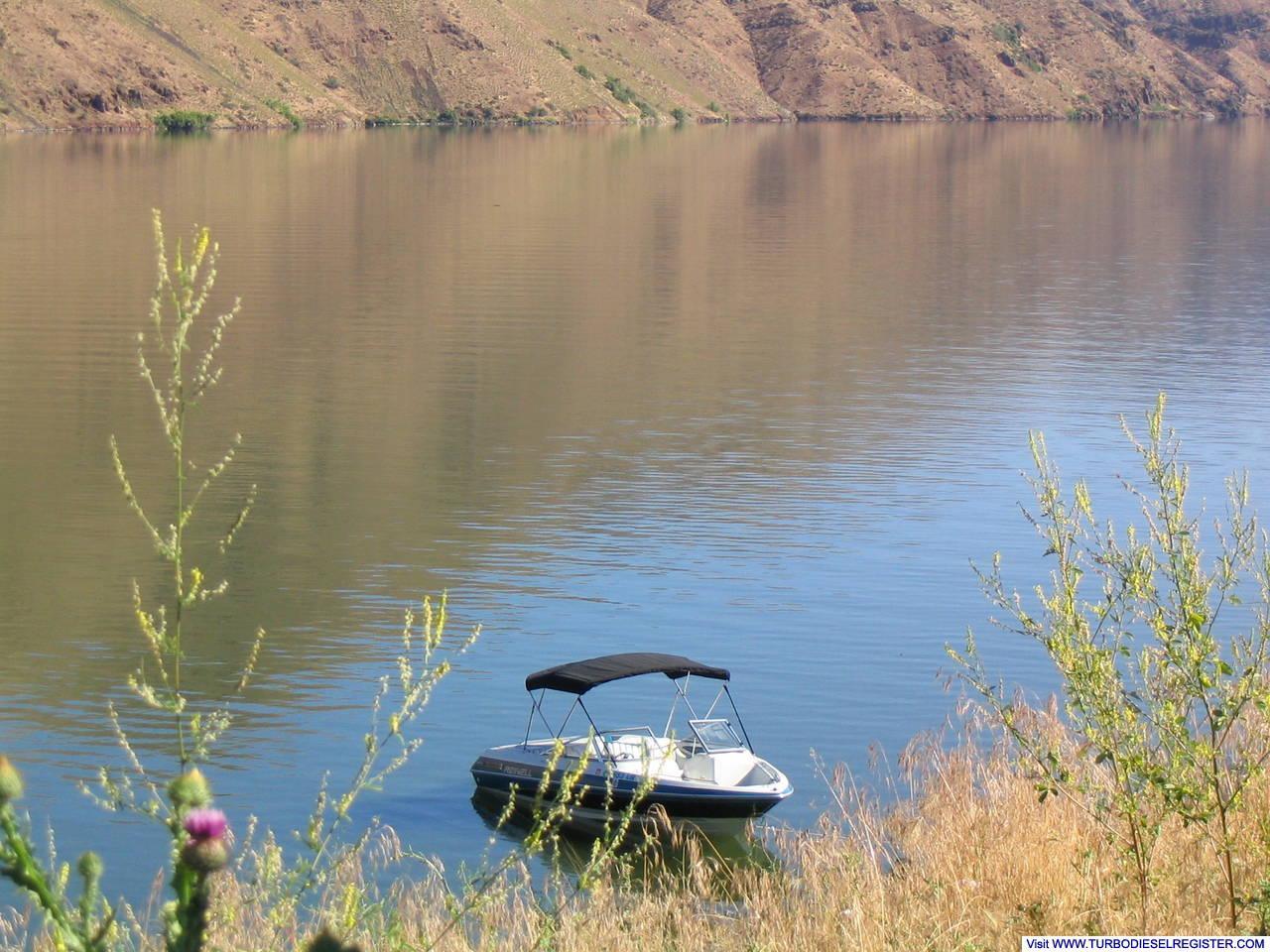 Reinell 190BRXL on Brownlee Reservoir (Hells Canyon)